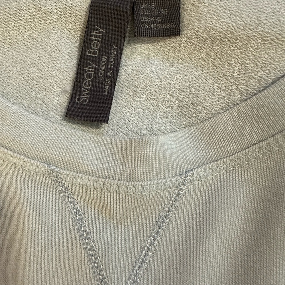 Like New Sweaty Betty Light Blue Top Size 4-6